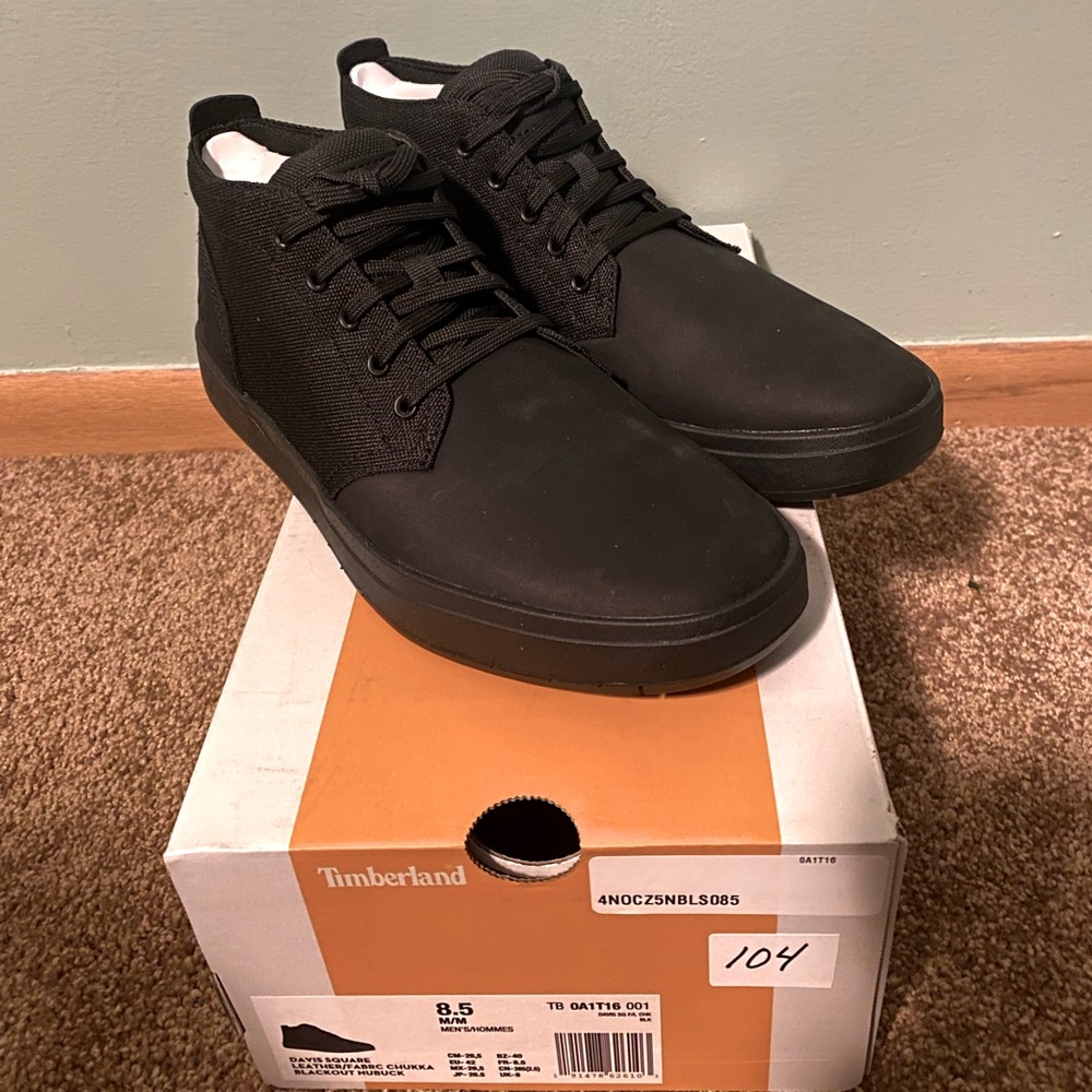Timberland Men’s Shoes Size 8.5